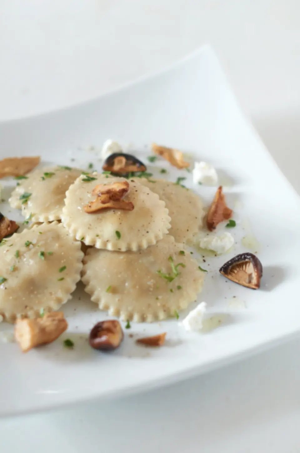 Ravioli z grzybami i ziołami